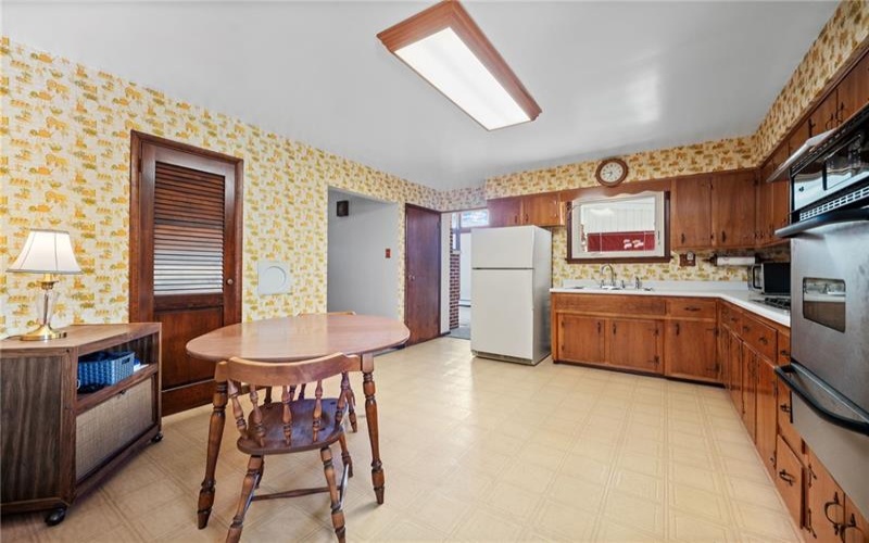 905 Watt Rd, Apollo, 15613, 3 Bedrooms Bedrooms, 9 Rooms Rooms,2.1 BathroomsBathrooms,Residential,For Sale,Watt Rd,1754183