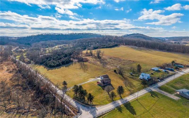905 Watt Rd, Apollo, 15613, 3 Bedrooms Bedrooms, 9 Rooms Rooms,2.1 BathroomsBathrooms,Residential,For Sale,Watt Rd,1754183