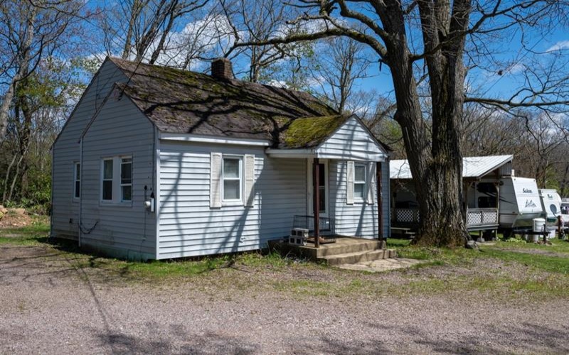 4983 National Pike, Markleysburg, 15459, ,Commercial-industrial-business,For Sale,National Pike,1755256
