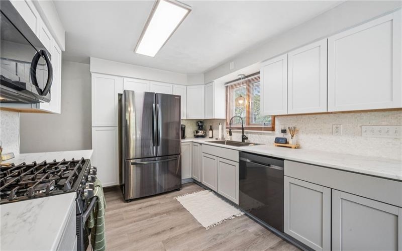 5795 Roosevelt Ave, Export, 15632, 3 Bedrooms Bedrooms, 8 Rooms Rooms,2 BathroomsBathrooms,Residential,For Sale,Roosevelt Ave,1755278