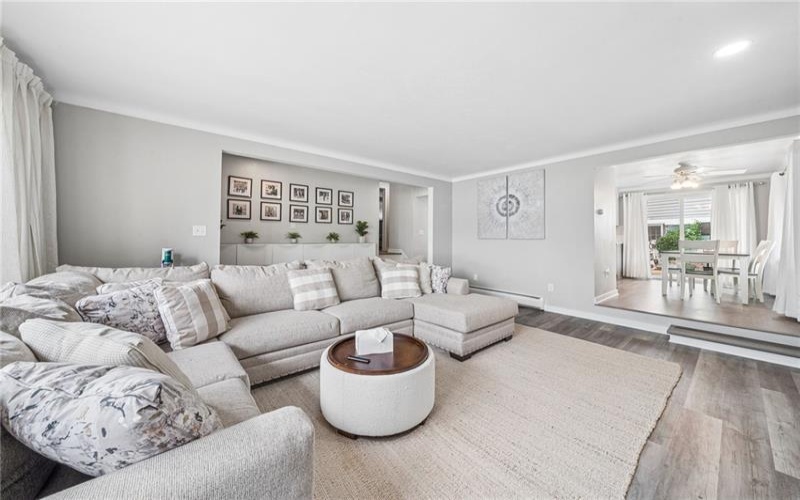 5795 Roosevelt Ave, Export, 15632, 3 Bedrooms Bedrooms, 8 Rooms Rooms,2 BathroomsBathrooms,Residential,For Sale,Roosevelt Ave,1755278