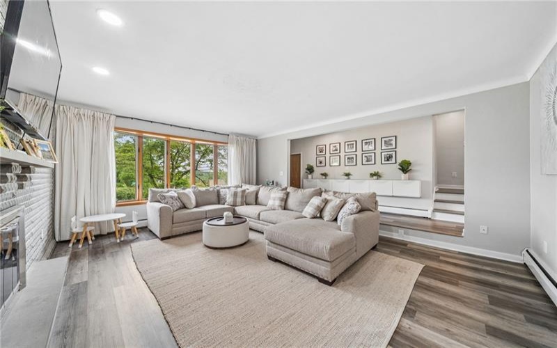 5795 Roosevelt Ave, Export, 15632, 3 Bedrooms Bedrooms, 8 Rooms Rooms,2 BathroomsBathrooms,Residential,For Sale,Roosevelt Ave,1755278