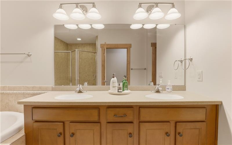 553 Woodside Crescent, Champion, 15622, 3 Bedrooms Bedrooms, ,3.1 BathroomsBathrooms,Residential,For Sale,Woodside Crescent,1755287