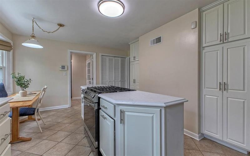 3222 Ridgeway Road, Greensburg, 15601, 5 Bedrooms Bedrooms, 12 Rooms Rooms,2.2 BathroomsBathrooms,Residential,For Sale,Ridgeway Road,1755296