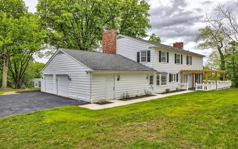 3222 Ridgeway Road, Greensburg, 15601, 5 Bedrooms Bedrooms, 12 Rooms Rooms,2.2 BathroomsBathrooms,Residential,For Sale,Ridgeway Road,1755296