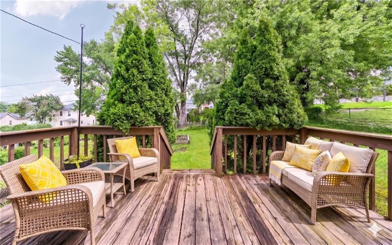 417 VINE STREET, Greensburg, 15601, 2 Bedrooms Bedrooms, 6 Rooms Rooms,1.1 BathroomsBathrooms,Residential,For Sale,VINE STREET,1755301