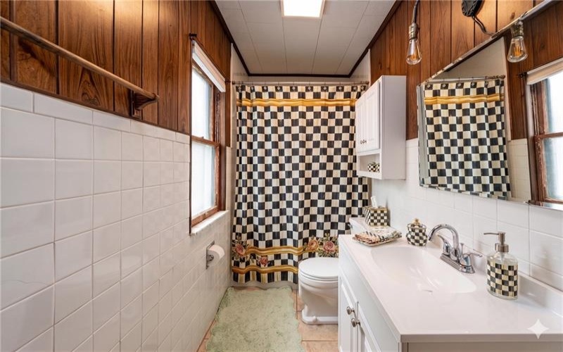 417 VINE STREET, Greensburg, 15601, 2 Bedrooms Bedrooms, 6 Rooms Rooms,1.1 BathroomsBathrooms,Residential,For Sale,VINE STREET,1755301