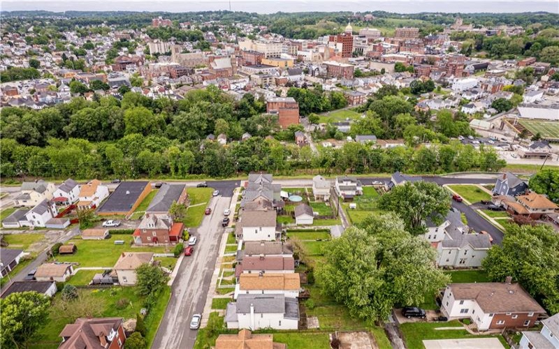417 VINE STREET, Greensburg, 15601, 2 Bedrooms Bedrooms, 6 Rooms Rooms,1.1 BathroomsBathrooms,Residential,For Sale,VINE STREET,1755301