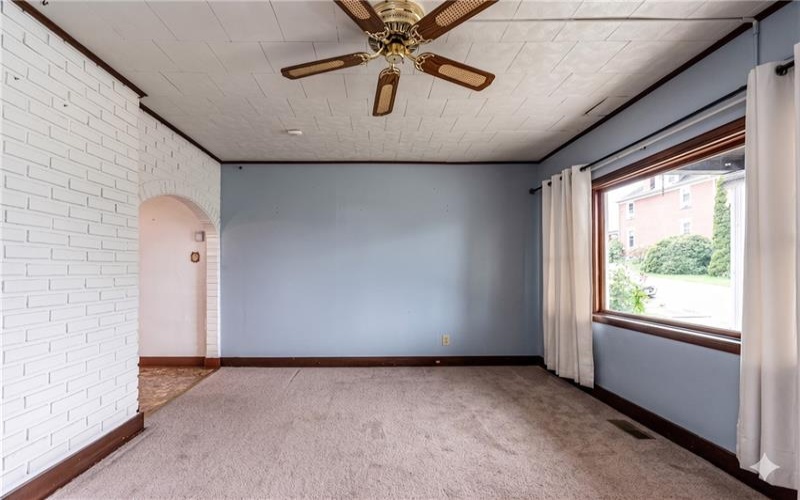 417 VINE STREET, Greensburg, 15601, 2 Bedrooms Bedrooms, 6 Rooms Rooms,1.1 BathroomsBathrooms,Residential,For Sale,VINE STREET,1755301