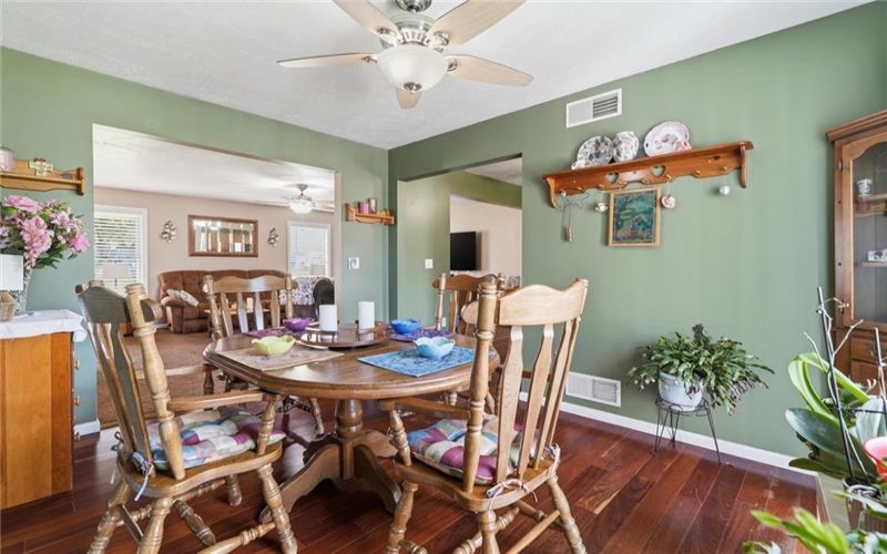 102 General Dr, Uniontown, 15401, 3 Bedrooms Bedrooms, 8 Rooms Rooms,2 BathroomsBathrooms,Residential,For Sale,General Dr,1755304