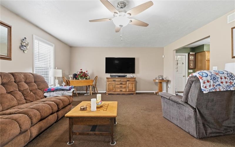 102 General Dr, Uniontown, 15401, 3 Bedrooms Bedrooms, 8 Rooms Rooms,2 BathroomsBathrooms,Residential,For Sale,General Dr,1755304