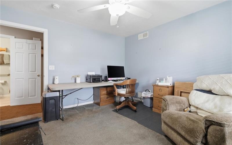 102 General Dr, Uniontown, 15401, 3 Bedrooms Bedrooms, 8 Rooms Rooms,2 BathroomsBathrooms,Residential,For Sale,General Dr,1755304
