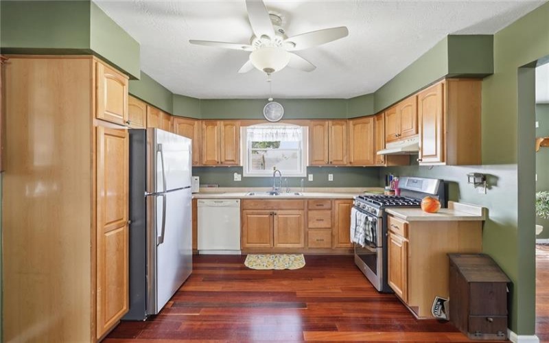 102 General Dr, Uniontown, 15401, 3 Bedrooms Bedrooms, 8 Rooms Rooms,2 BathroomsBathrooms,Residential,For Sale,General Dr,1755304