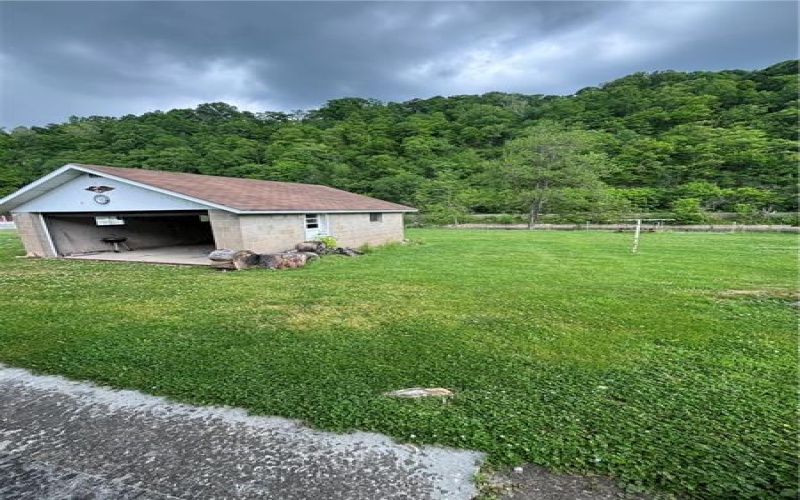 178 1st Street, Clarksville, 15322, 3 Bedrooms Bedrooms, ,1 BathroomBathrooms,Residential,For Sale,1st Street,1755318
