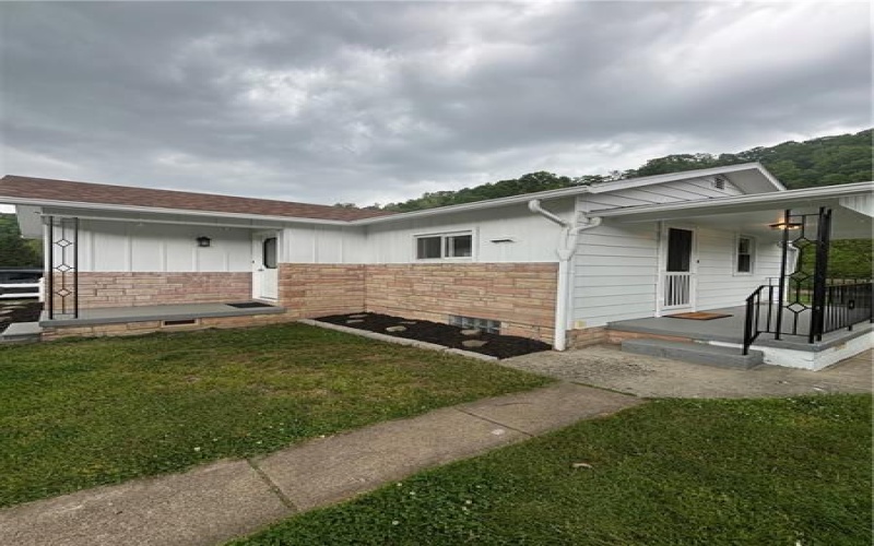 178 1st Street, Clarksville, 15322, 3 Bedrooms Bedrooms, ,1 BathroomBathrooms,Residential,For Sale,1st Street,1755318
