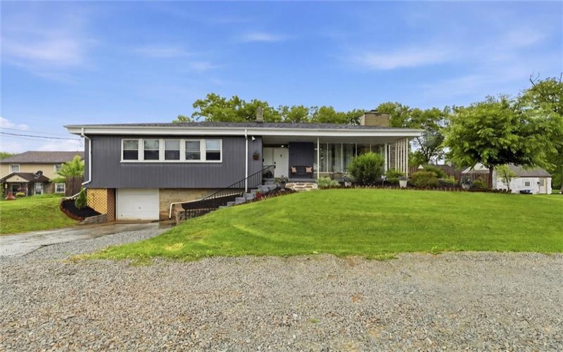 117 Liberty Ave, Belle Vernon, 15012, 3 Bedrooms Bedrooms, 10 Rooms Rooms,3 BathroomsBathrooms,Residential,For Sale,Liberty Ave,1755334