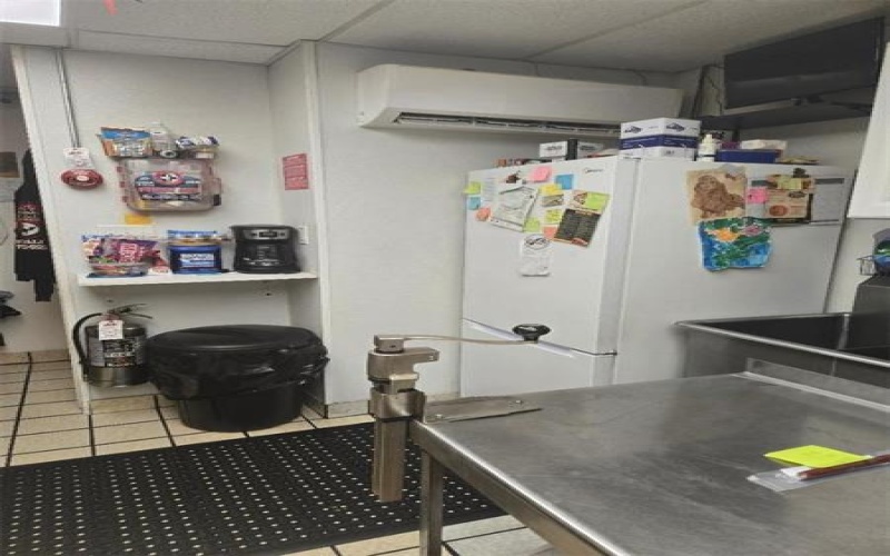 29 Main St, New Salem, 15468, ,Commercial-industrial-business,For Sale,Main St,1755351