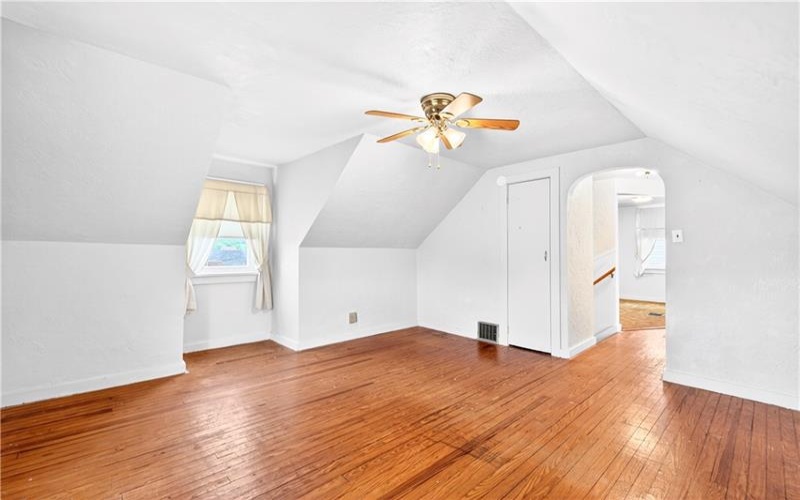 1123 Athalia Ave, Monessen, 15062, 4 Bedrooms Bedrooms, 6 Rooms Rooms,1.1 BathroomsBathrooms,Residential,For Sale,Athalia Ave,1755365