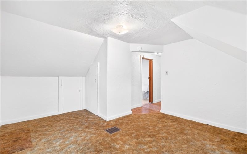 1123 Athalia Ave, Monessen, 15062, 4 Bedrooms Bedrooms, 6 Rooms Rooms,1.1 BathroomsBathrooms,Residential,For Sale,Athalia Ave,1755365