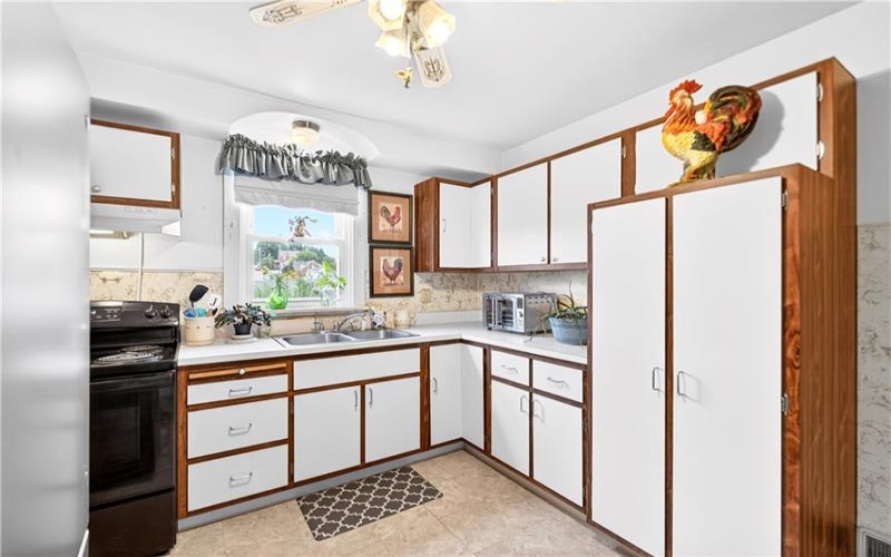 1123 Athalia Ave, Monessen, 15062, 4 Bedrooms Bedrooms, 6 Rooms Rooms,1.1 BathroomsBathrooms,Residential,For Sale,Athalia Ave,1755365