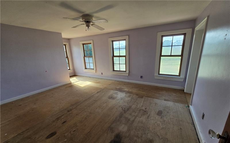 76 Rainey Rd, Eighty Four, 15330, 4 Bedrooms Bedrooms, 8 Rooms Rooms,1.1 BathroomsBathrooms,Residential,For Sale,Rainey Rd,1755376