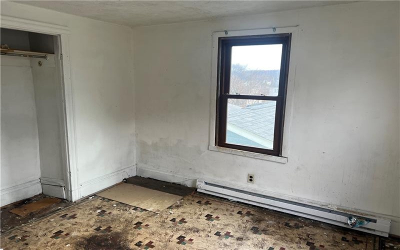 314 Lowell REAR, Vandergrift, 15690, 2 Bedrooms Bedrooms, ,1 BathroomBathrooms,Residential,For Sale,Lowell REAR,1755427