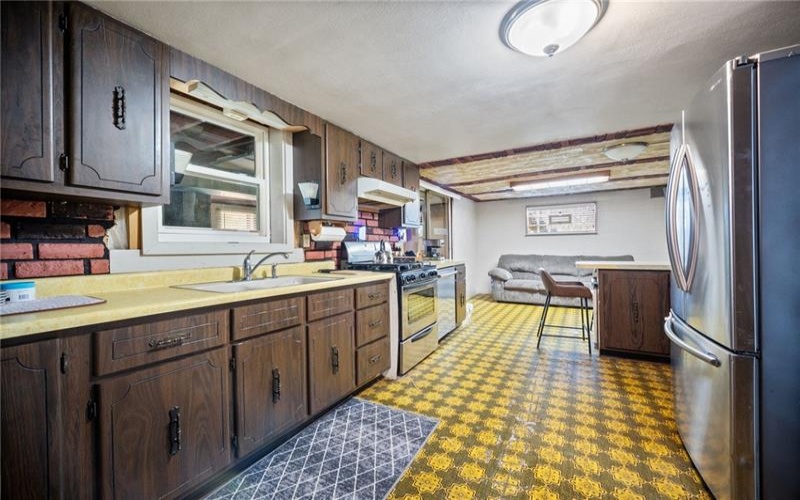 415 North Ave, Houston, 15342, 3 Bedrooms Bedrooms, ,2 BathroomsBathrooms,Residential,For Sale,North Ave,1720400