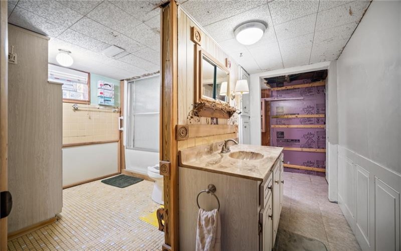 415 North Ave, Houston, 15342, 3 Bedrooms Bedrooms, ,2 BathroomsBathrooms,Residential,For Sale,North Ave,1720400