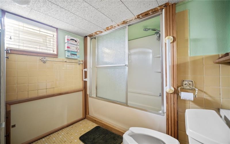 415 North Ave, Houston, 15342, 3 Bedrooms Bedrooms, ,2 BathroomsBathrooms,Residential,For Sale,North Ave,1720400