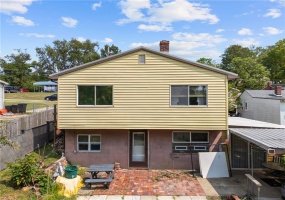 415 North Ave, Houston, 15342, 3 Bedrooms Bedrooms, ,2 BathroomsBathrooms,Residential,For Sale,North Ave,1720400