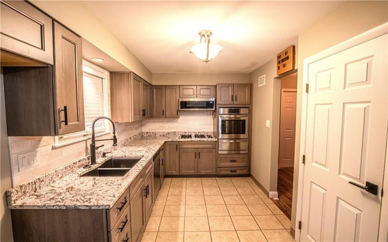 7 Lydia Drive, Uniontown, 15401, 3 Bedrooms Bedrooms, ,2 BathroomsBathrooms,Residential,For Sale,Lydia Drive,1725824