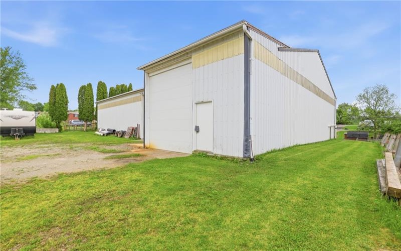 2253 Stoystown Rd, Friedens, 15541, ,Commercial-industrial-business,For Sale,Stoystown Rd,1755478