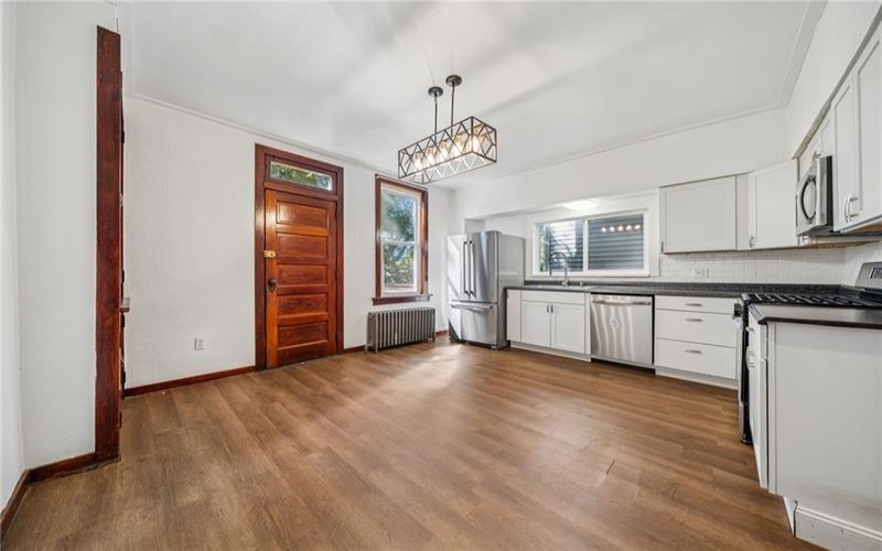 406 Pennsylvania Ave, Greensburg, 15601, 4 Bedrooms Bedrooms, 10 Rooms Rooms,2.1 BathroomsBathrooms,Residential,For Sale,Pennsylvania Ave,1739264