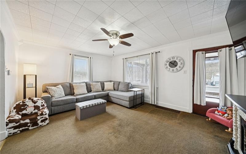 725 3rd Ave, Sutersville, 15083, 3 Bedrooms Bedrooms, 5 Rooms Rooms,1.1 BathroomsBathrooms,Residential,For Sale,3rd Ave,1739310