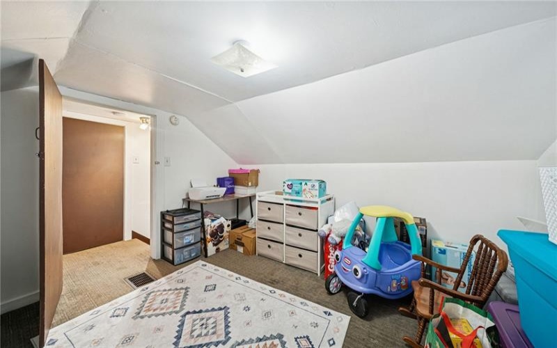 725 3rd Ave, Sutersville, 15083, 3 Bedrooms Bedrooms, 5 Rooms Rooms,1.1 BathroomsBathrooms,Residential,For Sale,3rd Ave,1739310