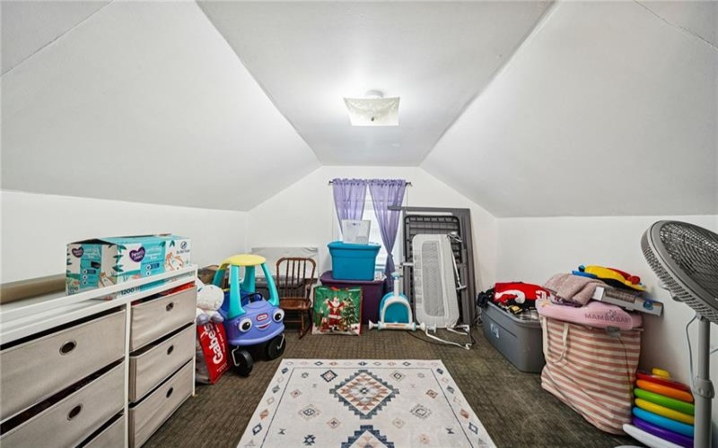 725 3rd Ave, Sutersville, 15083, 3 Bedrooms Bedrooms, 5 Rooms Rooms,1.1 BathroomsBathrooms,Residential,For Sale,3rd Ave,1739310
