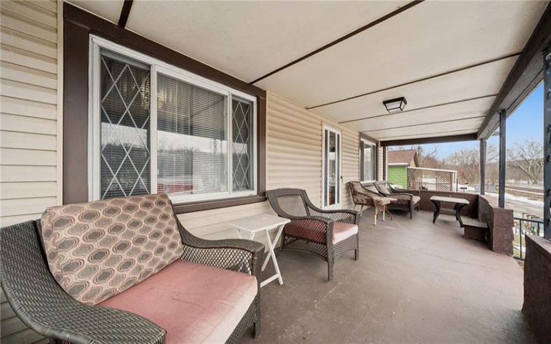 725 3rd Ave, Sutersville, 15083, 3 Bedrooms Bedrooms, 5 Rooms Rooms,1.1 BathroomsBathrooms,Residential,For Sale,3rd Ave,1739310