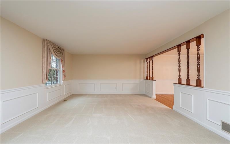 52 Greenview Dr, Jeannette, 15644, 4 Bedrooms Bedrooms, 10 Rooms Rooms,2.1 BathroomsBathrooms,Residential,For Sale,Greenview Dr,1739550