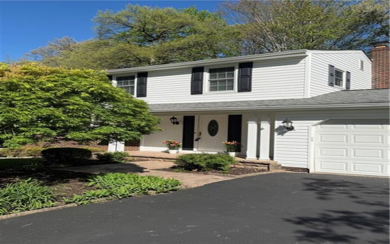52 Greenview Dr, Jeannette, 15644, 4 Bedrooms Bedrooms, 10 Rooms Rooms,2.1 BathroomsBathrooms,Residential,For Sale,Greenview Dr,1739550