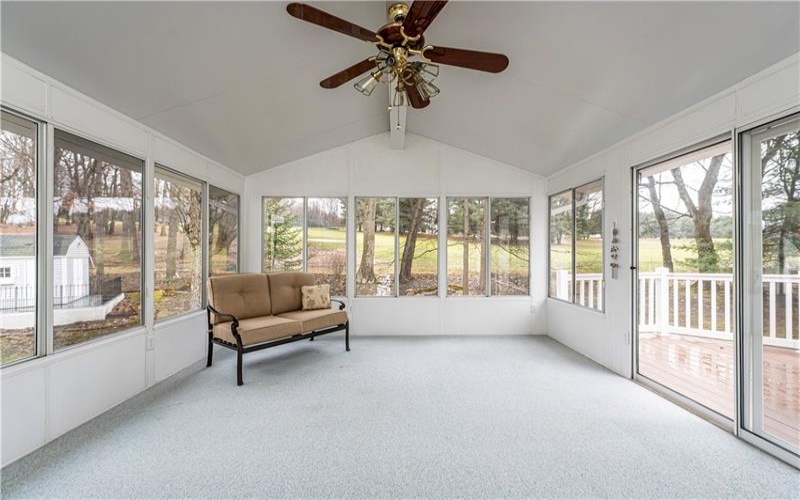 52 Greenview Dr, Jeannette, 15644, 4 Bedrooms Bedrooms, 10 Rooms Rooms,2.1 BathroomsBathrooms,Residential,For Sale,Greenview Dr,1739550