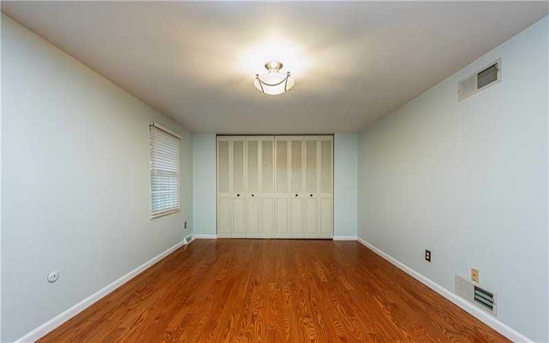 52 Greenview Dr, Jeannette, 15644, 4 Bedrooms Bedrooms, 10 Rooms Rooms,2.1 BathroomsBathrooms,Residential,For Sale,Greenview Dr,1739550