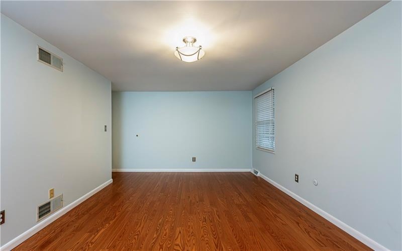 52 Greenview Dr, Jeannette, 15644, 4 Bedrooms Bedrooms, 10 Rooms Rooms,2.1 BathroomsBathrooms,Residential,For Sale,Greenview Dr,1739550