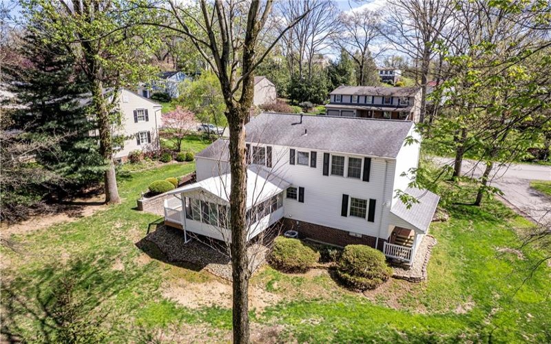 52 Greenview Dr, Jeannette, 15644, 4 Bedrooms Bedrooms, 10 Rooms Rooms,2.1 BathroomsBathrooms,Residential,For Sale,Greenview Dr,1739550