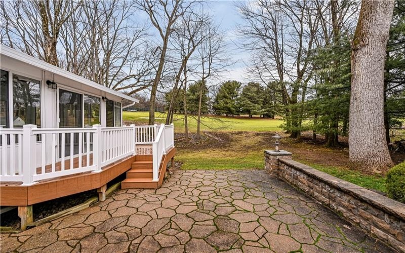 52 Greenview Dr, Jeannette, 15644, 4 Bedrooms Bedrooms, 10 Rooms Rooms,2.1 BathroomsBathrooms,Residential,For Sale,Greenview Dr,1739550