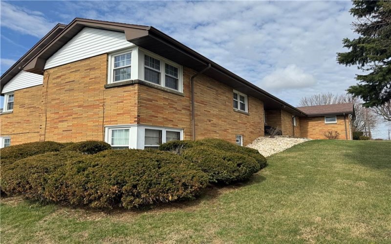 1012 Princeton, Latrobe, 15650, 3 Bedrooms Bedrooms, 9 Rooms Rooms,2 BathroomsBathrooms,Residential,For Sale,Princeton,1742728