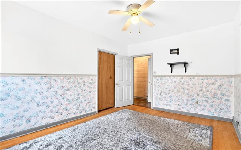 15 Montour St, Canonsburg, 15317, 6 Bedrooms Bedrooms, 9 Rooms Rooms,2 BathroomsBathrooms,Residential,For Sale,Montour St,1743434