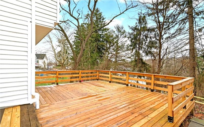 15 Montour St, Canonsburg, 15317, 6 Bedrooms Bedrooms, 9 Rooms Rooms,2 BathroomsBathrooms,Residential,For Sale,Montour St,1743434