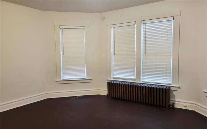 438 Maple Ave., Greensburg, 15601, 2 Bedrooms Bedrooms, ,1 BathroomBathrooms,Lease,For Rent,Maple Ave.,1744369