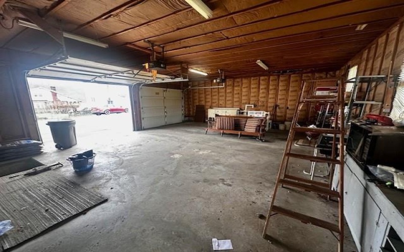 133 Center St, Milsboro, 15348, 3 Bedrooms Bedrooms, ,1.1 BathroomsBathrooms,Residential,For Sale,Center St,1745060