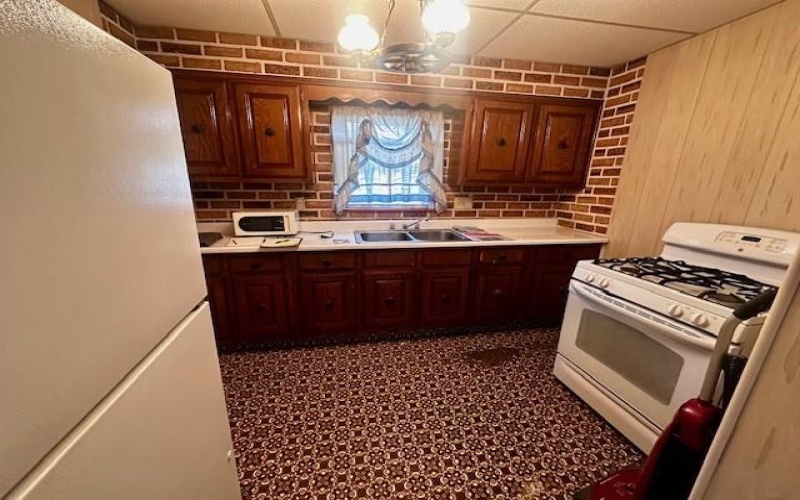 133 Center St, Milsboro, 15348, 3 Bedrooms Bedrooms, ,1.1 BathroomsBathrooms,Residential,For Sale,Center St,1745060